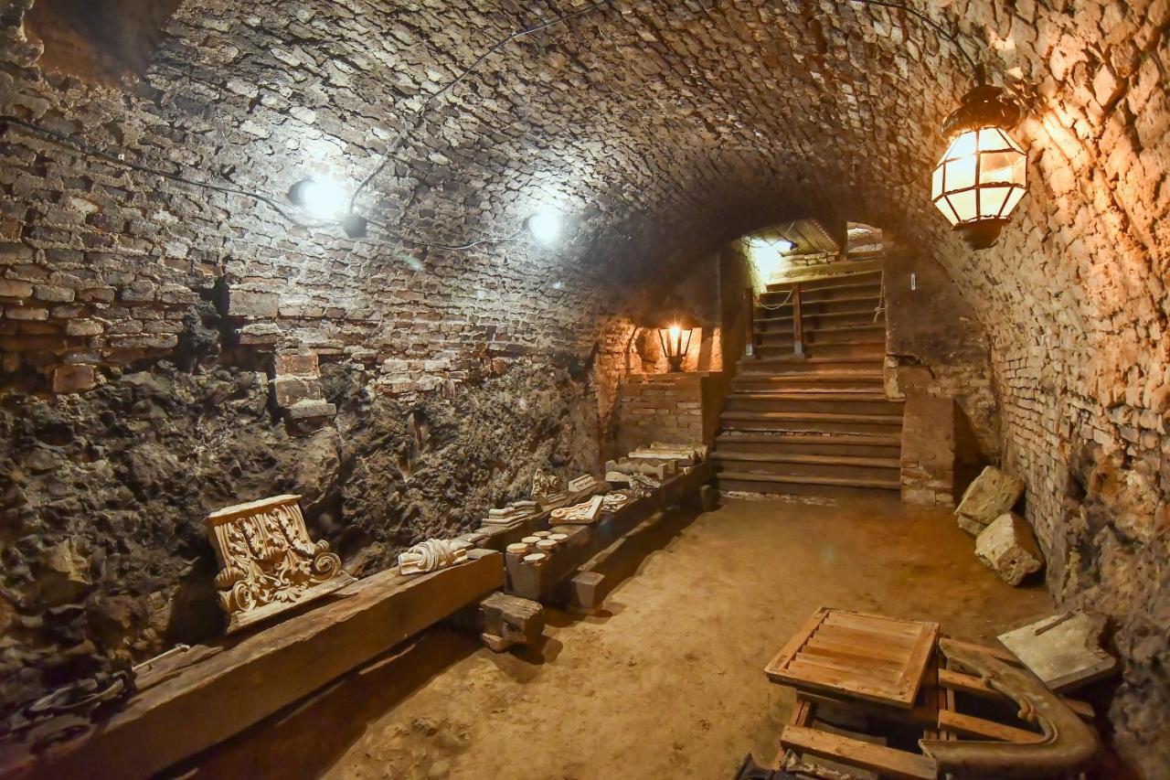 Zamek Racice Hotel Bagian luar foto